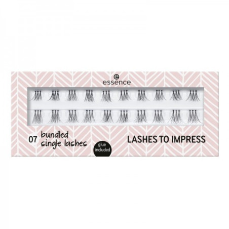 essence LASHES TO IMPRESS 07